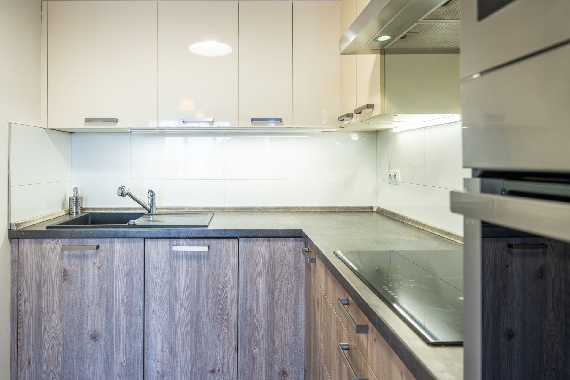 Pronájem bytu 2+kk, 60 m², Praha 9, ul. Hlučkova