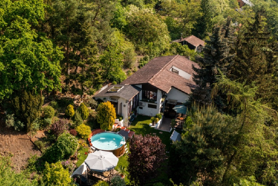 Prodej rodinného domu, 162 m², Praha 8, ul. Na Kindlovce