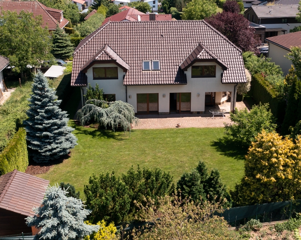 Nájem rodinného domu Uhříněves
