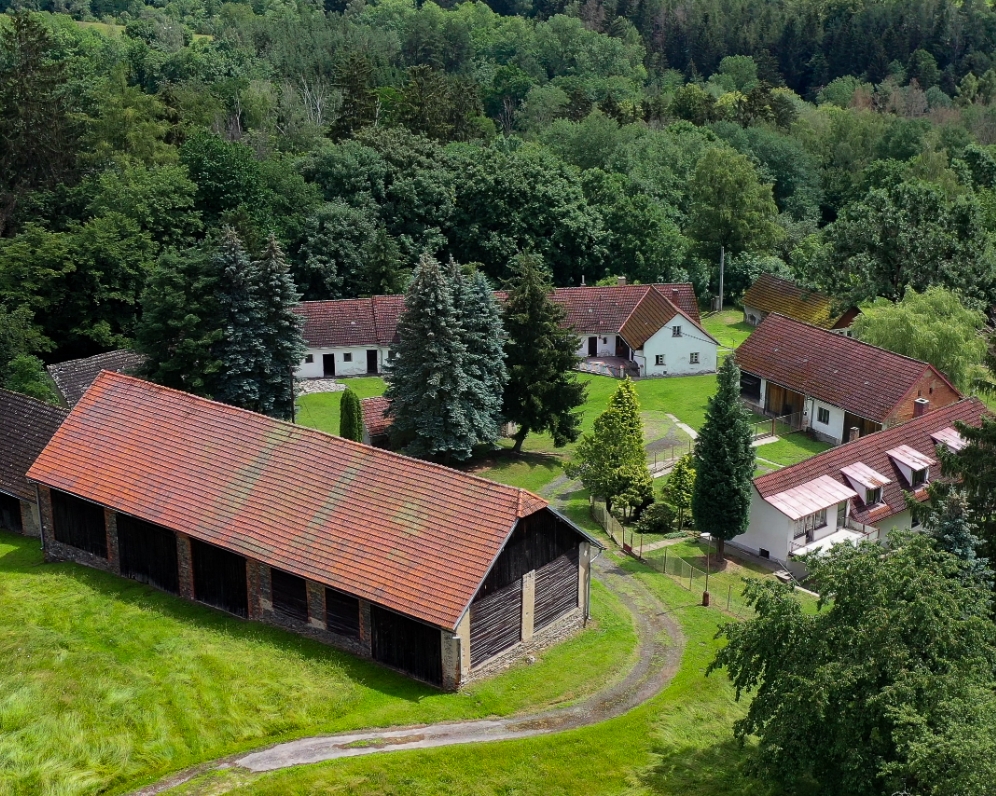 Prodej zemědělská usedlost Zderadinky