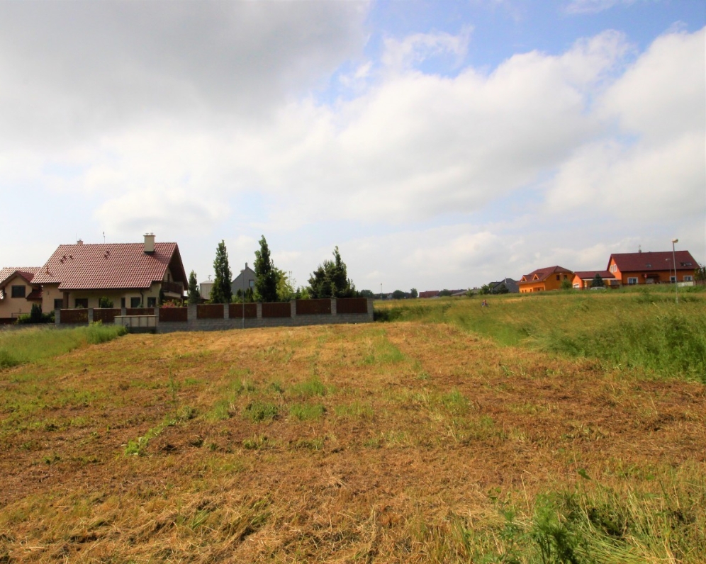 Prodej pozemku k bydlení, Chýně, ul. Smrková