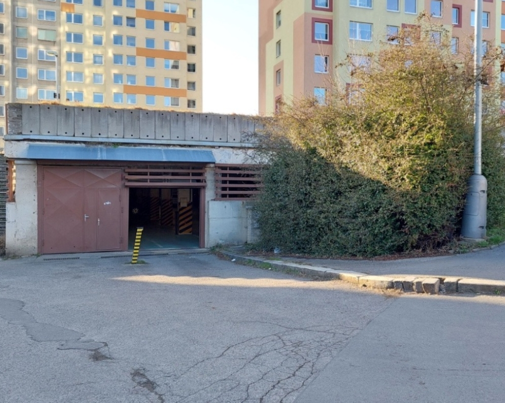 Pronájem garáže, 18 m², Praha 3, ul. Buková